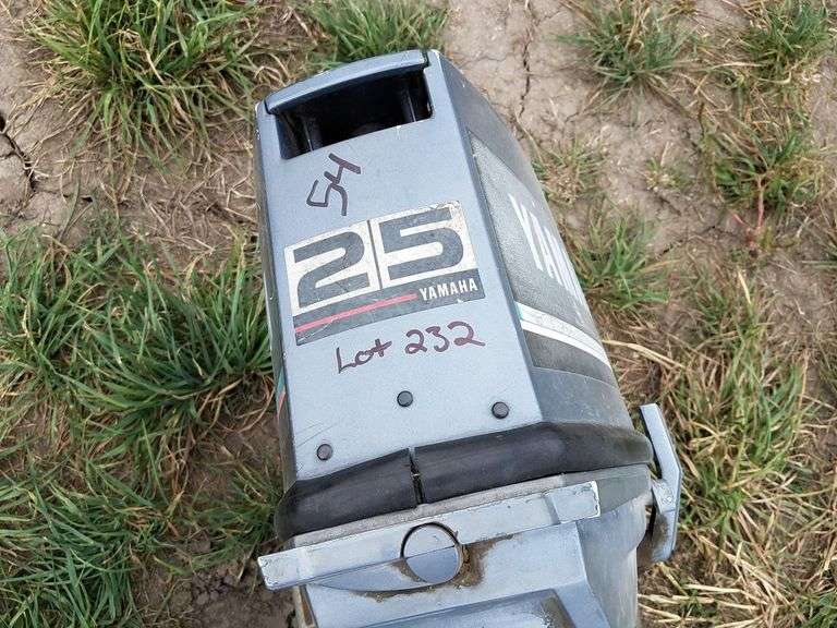 Yamaha 25HP Outboard Boat Motor & Fuel Tank Adam Marshall Land
