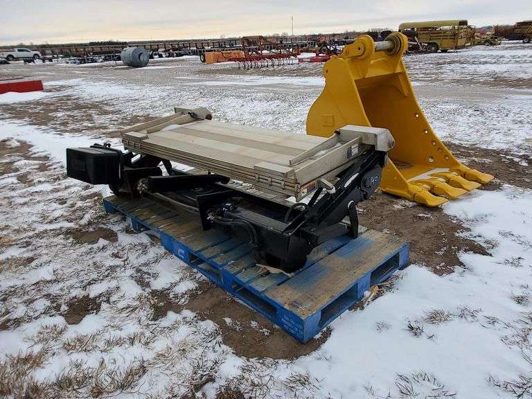 Maxon TukAWay Liftgate Near New Adam Marshall Land & Auction, LLC