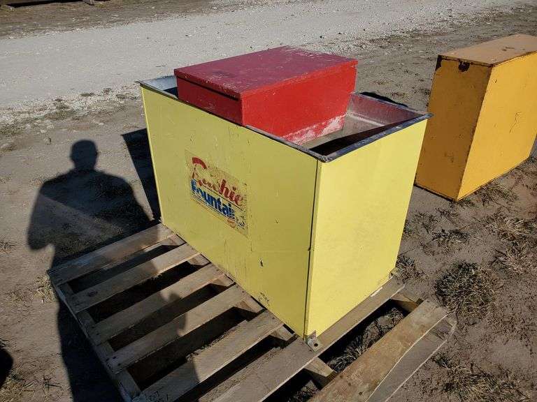 Little Richie Cattle Waterer Adam Marshall Land & Auction, LLC