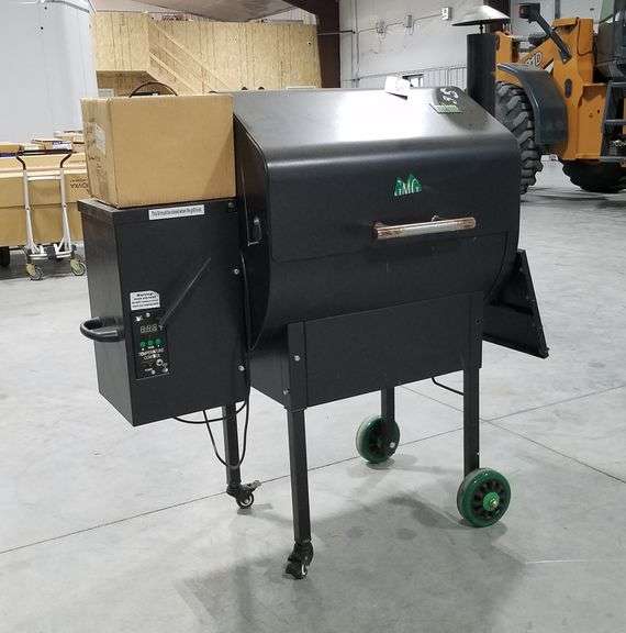 Green Mountain Daniel Boone WiFi Pellet Grill Adam Marshall Land