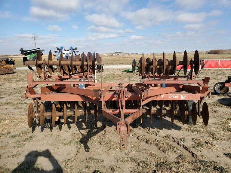 International 470 Disk Adam Marshall Land & Auction, LLC