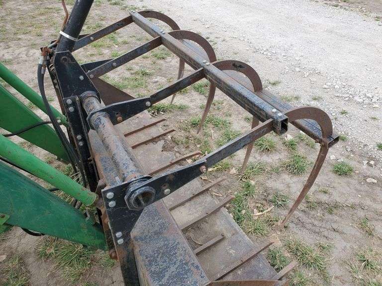 Farmhand 258 Front End Loader Adam Marshall Land & Auction, LLC