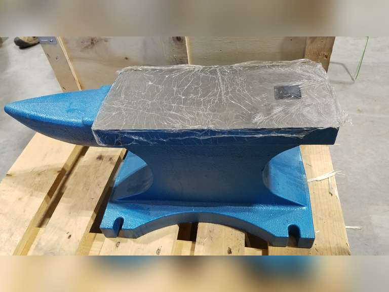 Greatbear 200 Lb Cast Iron Anvil NIB Adam Marshall Land & Auction, LLC
