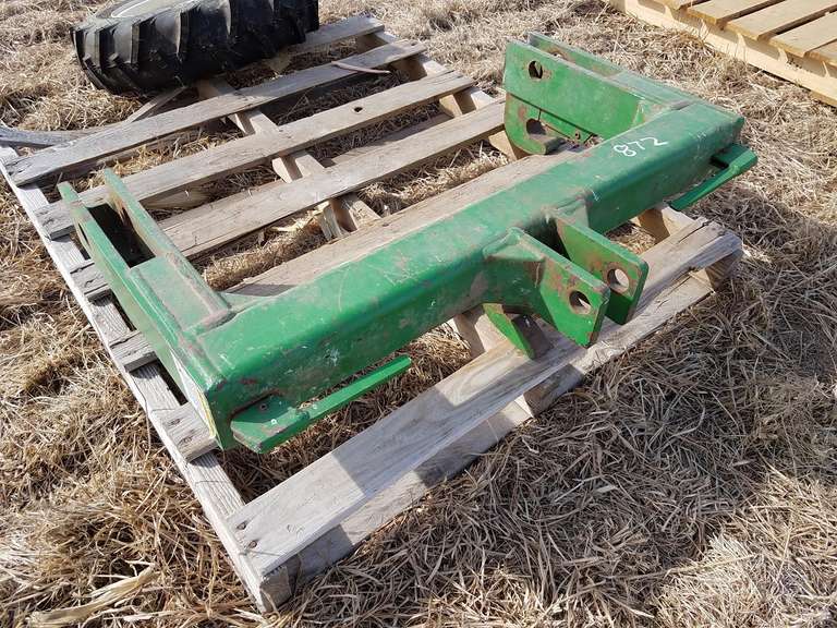 John Deere 3pt. Quick hitch Adam Marshall Land & Auction, LLC