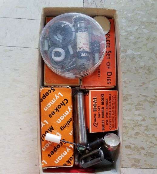 Reloading Bench/Station W/Mounted Lyman TruLine Junior Reloading Press & Lyman 450 Lube Sizer