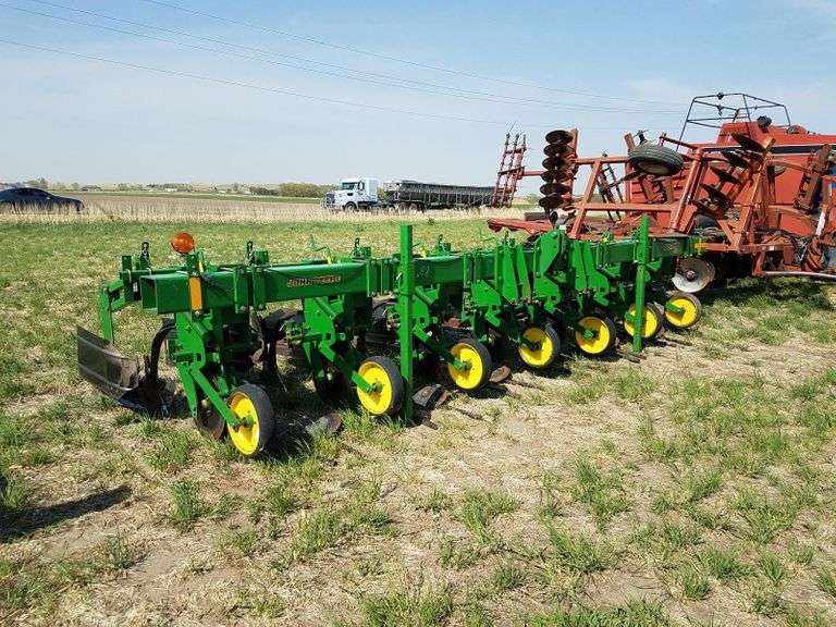 John Deere 886 6R36 Cultivator Adam Marshall Land Auction LLC