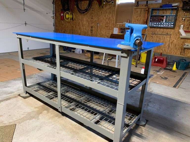 Work Bench W/Bench Vise 6'2"L x 26"W x 38"H (Located in Amherst, NE