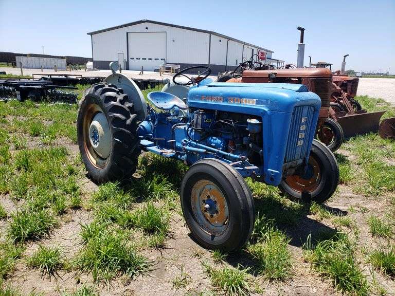 Ford 2000 Tractor Adam Marshall Land & Auction, LLC