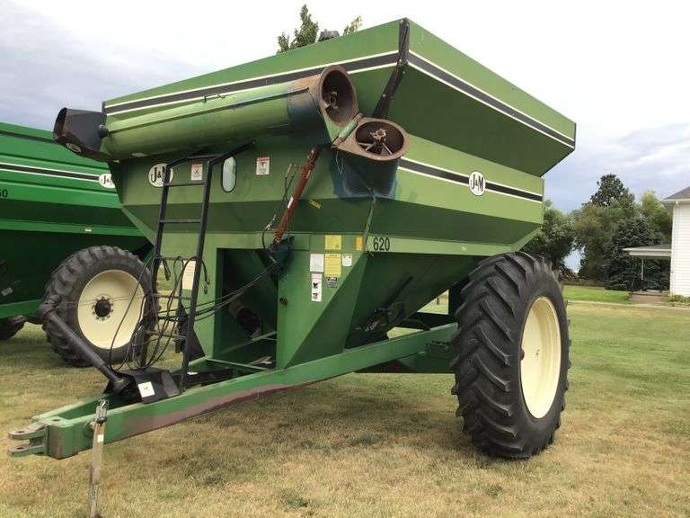 J&M 620 Bushel Grain Cart Adam Marshall Land & Auction, LLC