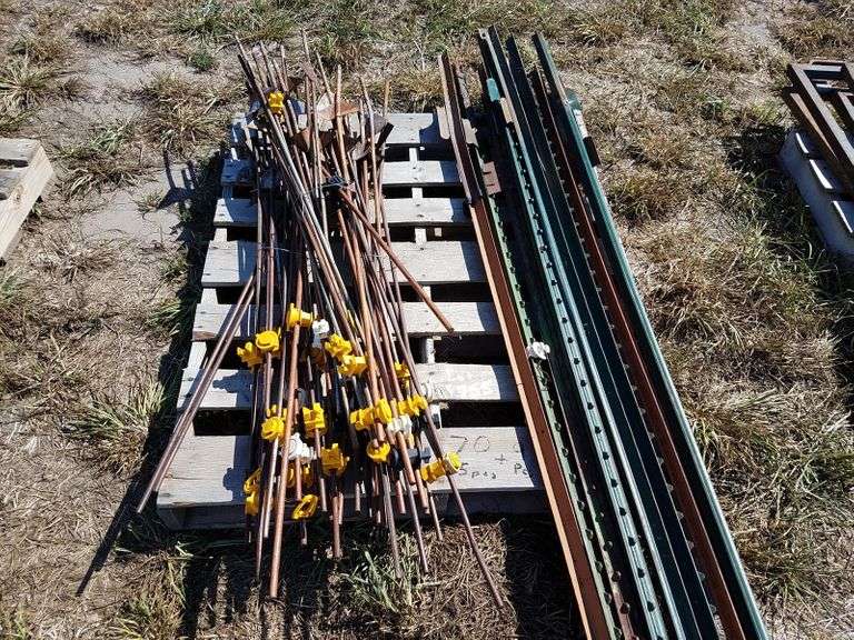 (45) Electric Fence Posts & (9) T Posts 67FT Adam Marshall Land