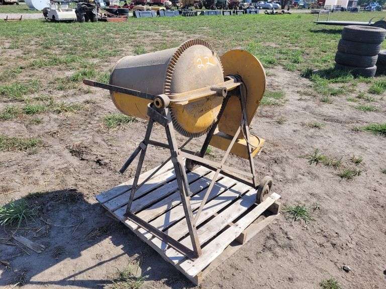 Monarch Electric Concrete Mixer, 110V Adam Marshall Land & Auction, LLC