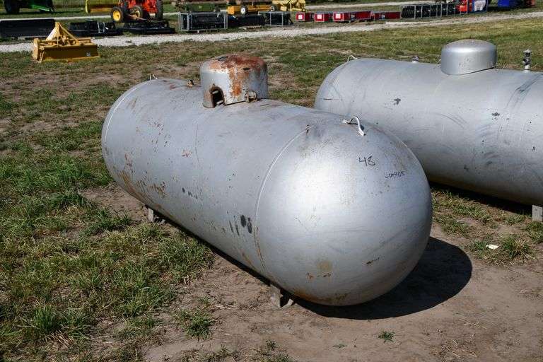 500 Gallon Propane Tank Adam Marshall Land & Auction, LLC