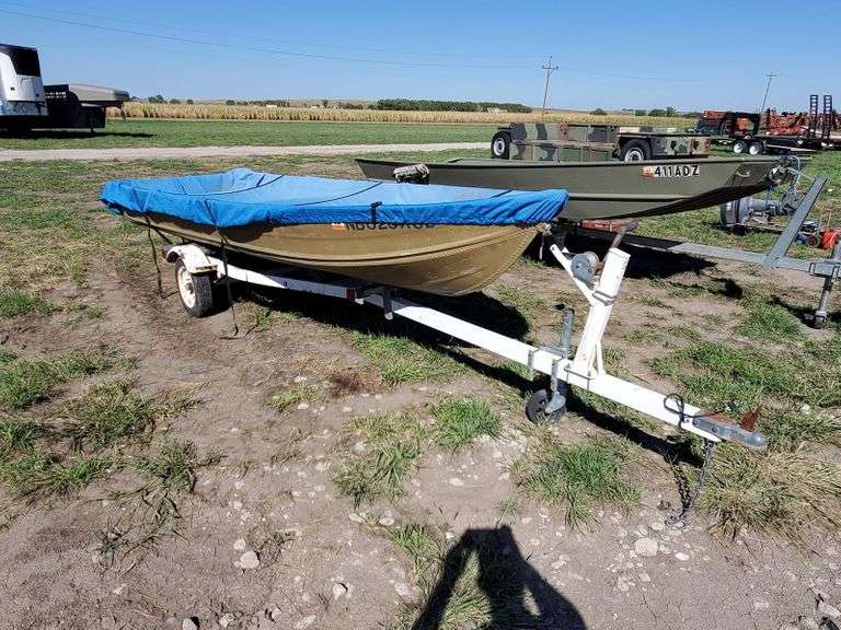 14FT V Bottom Boat with Trailer Adam Marshall Land & Auction, LLC