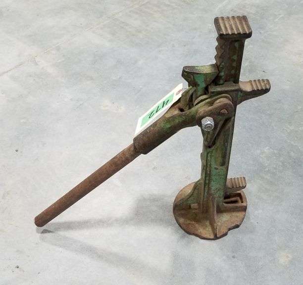 Wagon Jack Adam Marshall Land & Auction, LLC