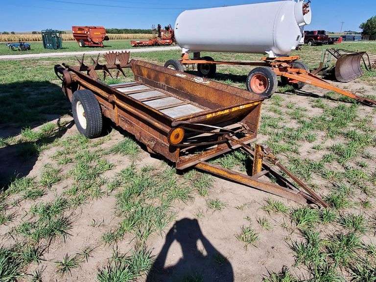 Manure Spreader 4x10FT Adam Marshall Land & Auction, LLC