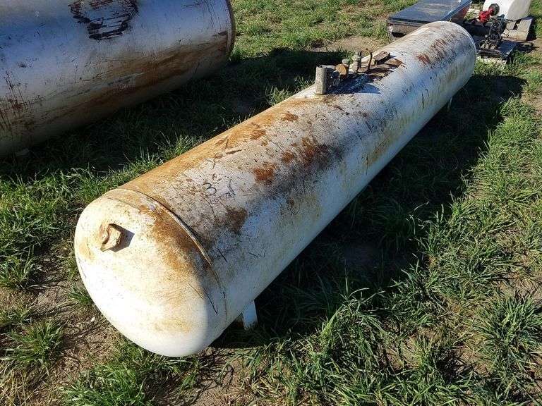 300 Gallon Propane Tank Adam Marshall Land & Auction, LLC