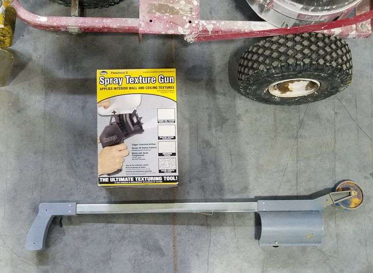 Pioneer Brite Striper Field Liner Lining Machine, Spray Texture Gun