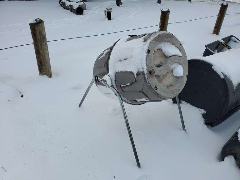 Suncast Plastic Tumbler Composter Adam Marshall Land & Auction, LLC