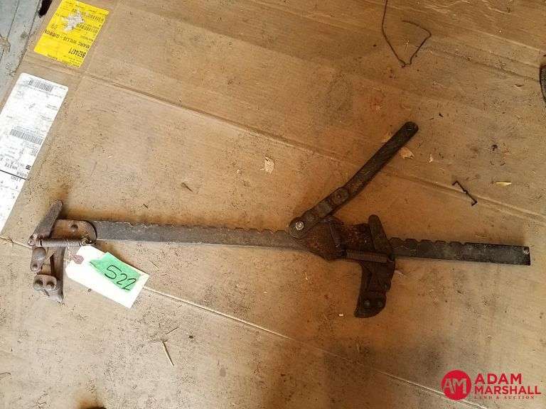 Fence Stretcher Adam Marshall Land & Auction, LLC