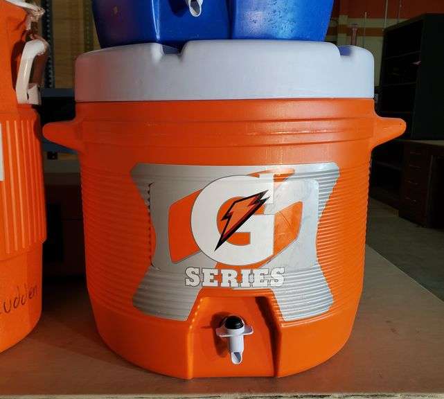 (4) Assorted Insulated Drink Containers Adam Marshall Land & Auction, LLC