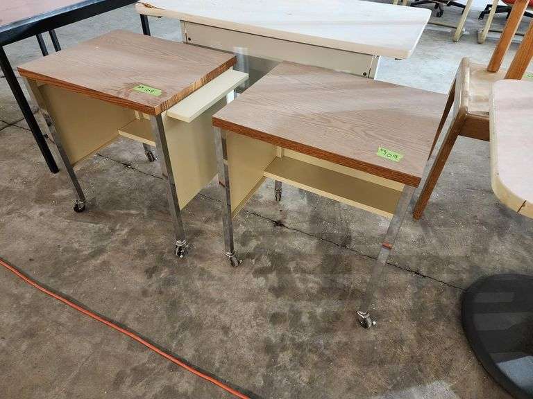 (2) Rolling Tables 23x19x27 Adam Marshall Land & Auction, LLC