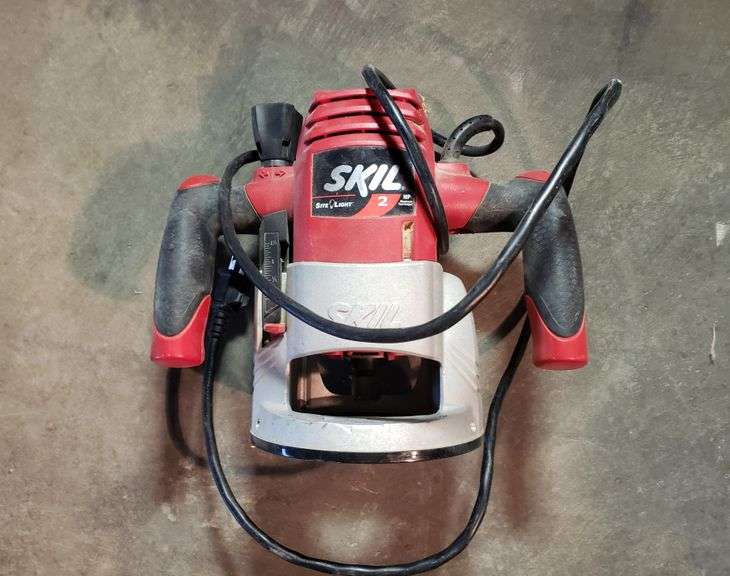 Skil 2 HP Router - Adam Marshall Land & Auction, LLC