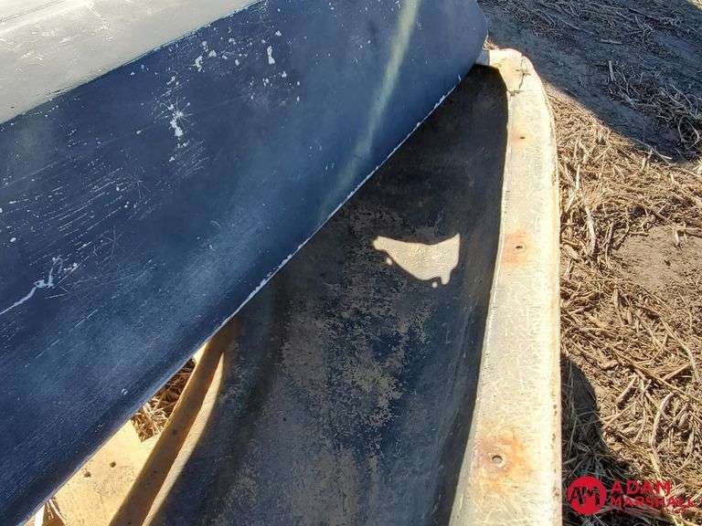 (2) Fiberglass Dually Fenders Adam Marshall Land & Auction, LLC