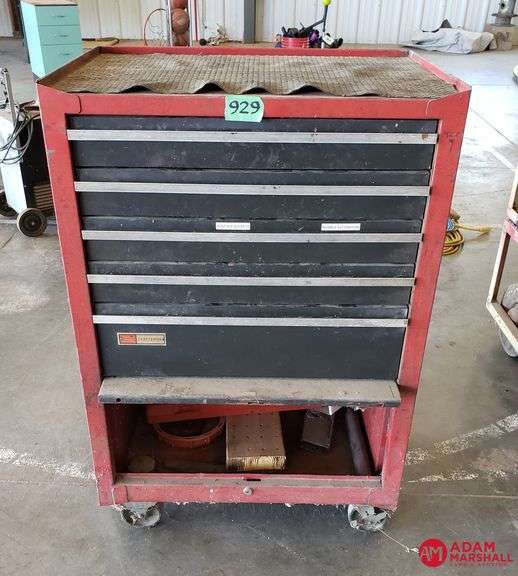 Craftsman 5 drawer rolling tool chest. Includes all contents Adam