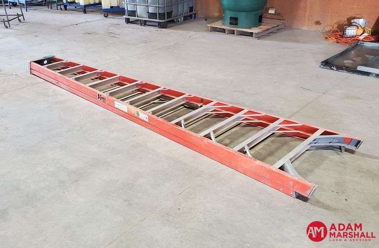 Keller Kpro 12' Fiberglass Ladder Adam Marshall Land & Auction, LLC