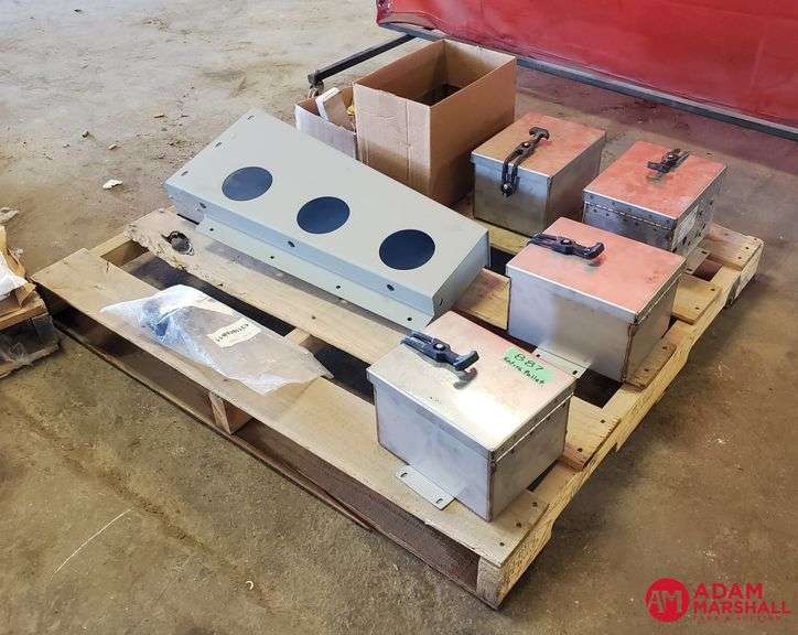 Assorted Side Dump Trailer Parts Entire Pallet, See Additional Photos