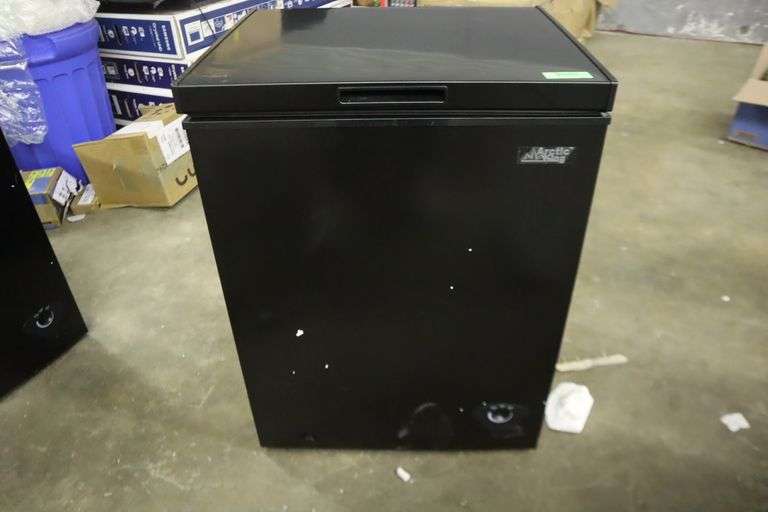 Arctic King .5 cu ft Chest Freezer Read Description Matthews
