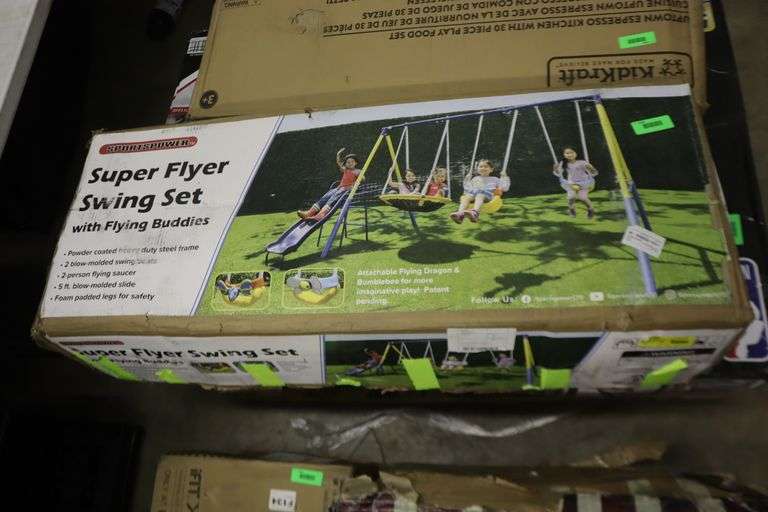 Super Flyer Swing Set with flying buddies Read Description Matthews