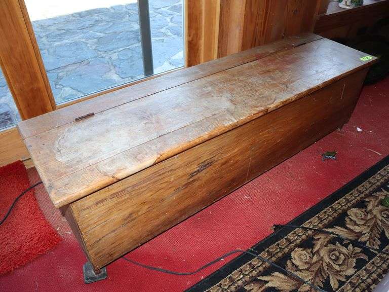 WOOD FEED BIN Matthews Auctioneers