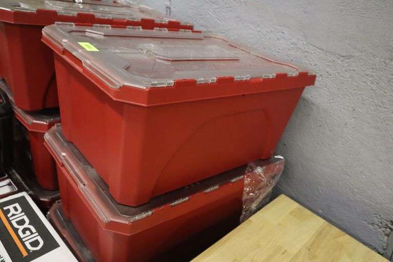 (4) Husky 18 gallon professional duty flip top container Matthews