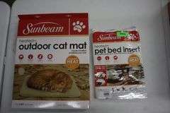 Sunbeam Heated Outdoor cat mat with heated pet bed insert - Matthews  Auctioneers