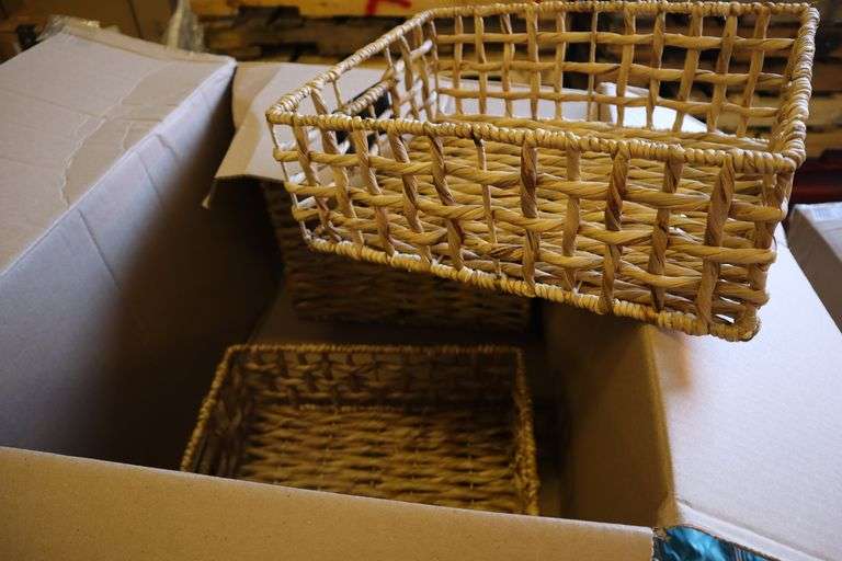 Set of 3 Wicker Baskets Matthews Auctioneers