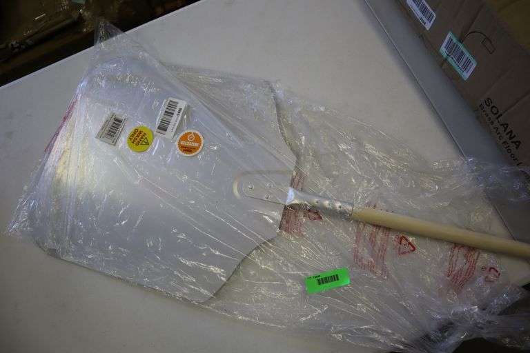 Pizza Peel Matthews Auctioneers