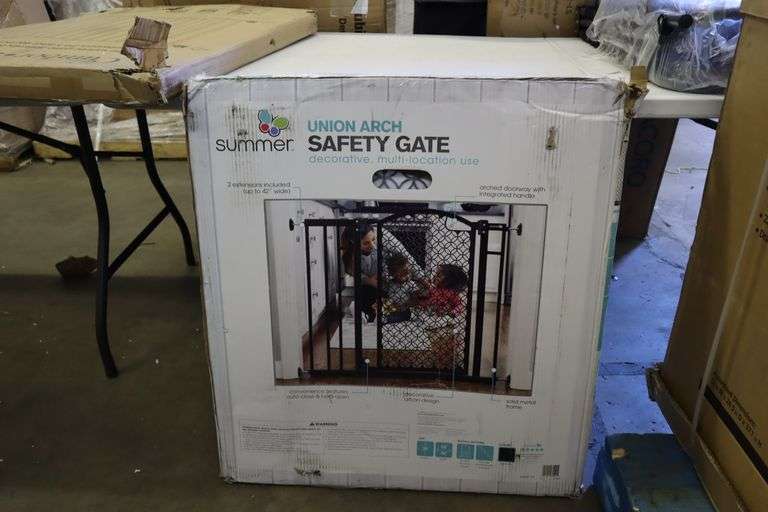 Summer Union Arch Safety Gate Matthews Auctioneers