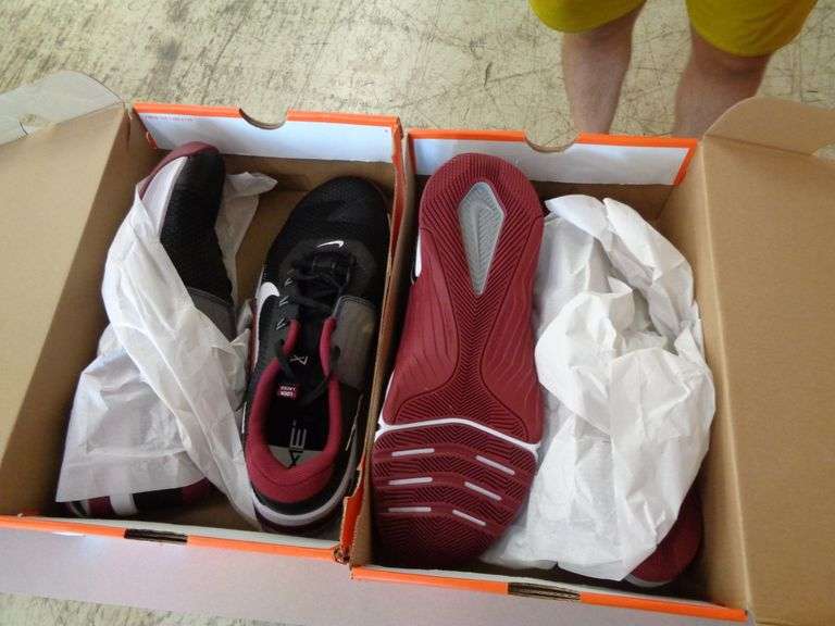 female training shoes