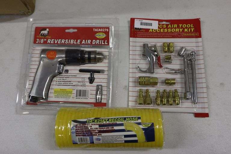Group lot of 17 pc air tool accessory kit, 1/4"x25' Recoil Hose and 3/8