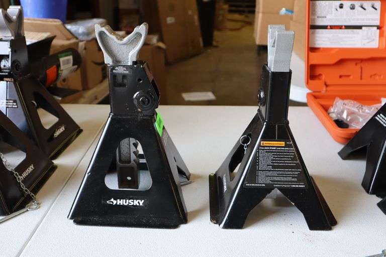 thumbnail image 2 of And MINI Vehicle Jack Stand ADAPTERSs With 78mm Rubber Pads For 2-3 Ton 2 of 10