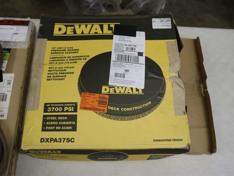 Dewalt 18" pressure washer surface cleaner Matthews Auctioneers