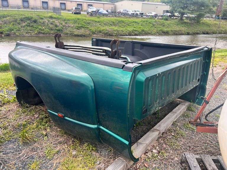 Dodge Dually Truck Bed with tailgate Matthews Auctioneers