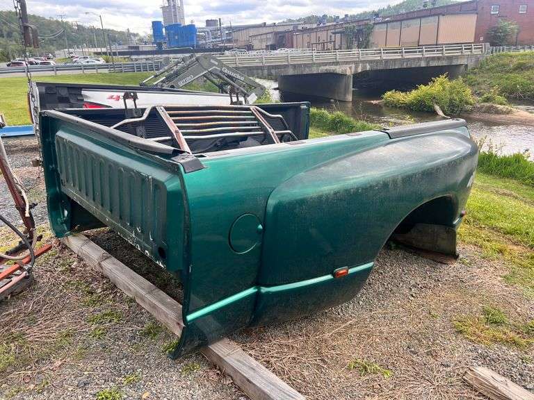 Dodge Dually Truck Bed with tailgate Matthews Auctioneers
