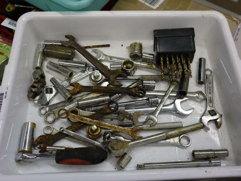 Group lot of assorted used tools Has been used Matthews Auctioneers