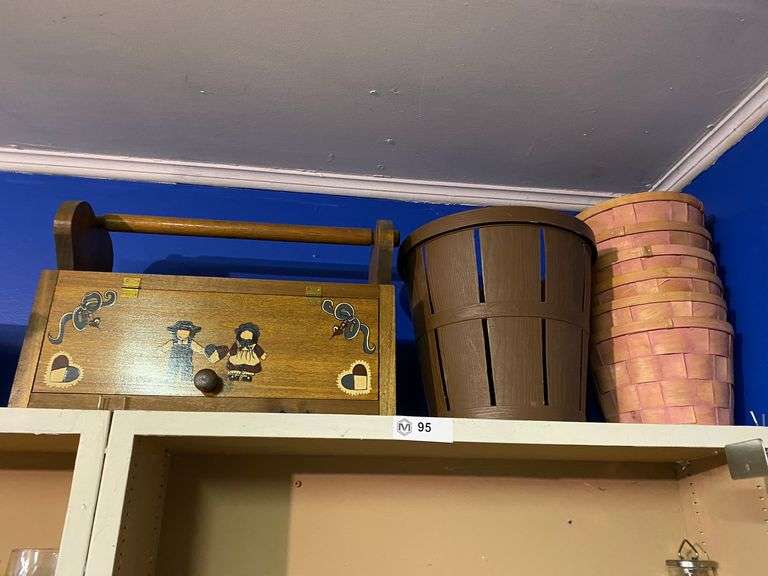 Potato Baskets, Bread Box/Paper Towel Holder Matthews Auctioneers