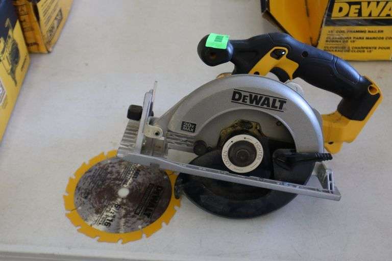 Dewalt 20v 6.5in Circular Saw Used Tested and Working Matthews