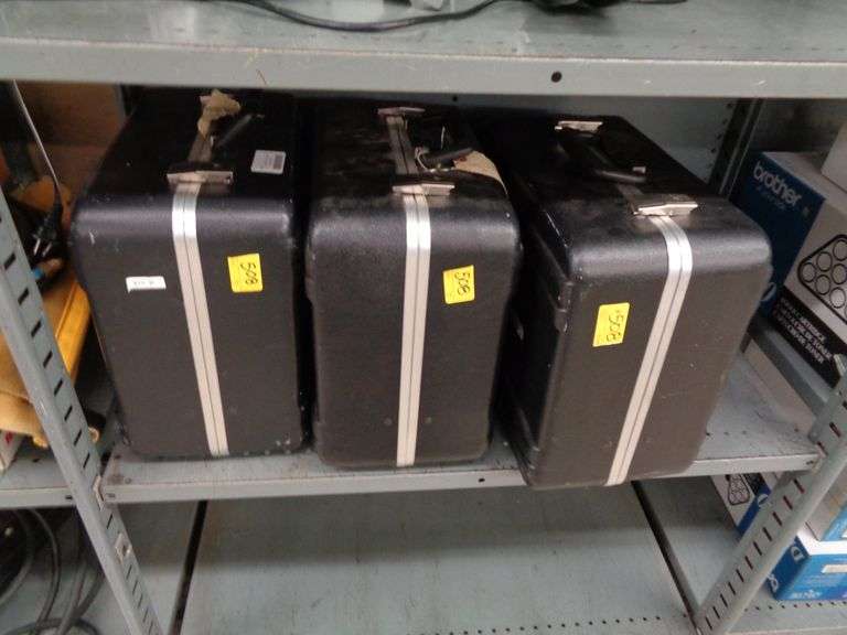 3 EACHBLACK PLASTIC CARRYING CASE Matthews Auctioneers
