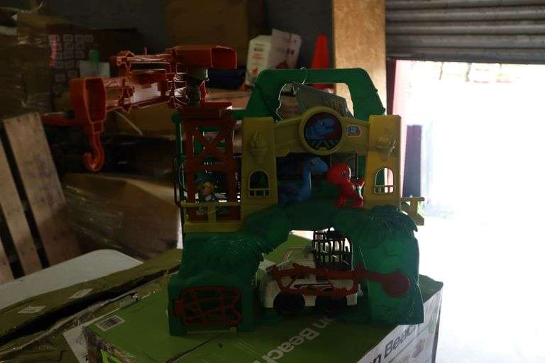 KidConnection dino rescue station play set Matthews Auctioneers