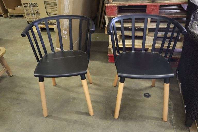 Set of 2 Balboa Barrel Back Dining Chair Matthews Auctioneers